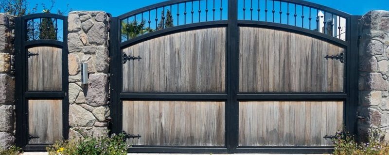 gate