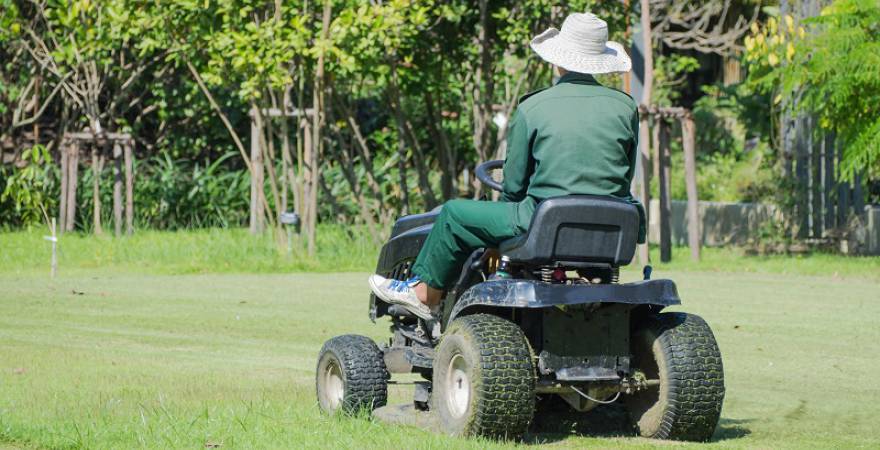 Ride On Mowers