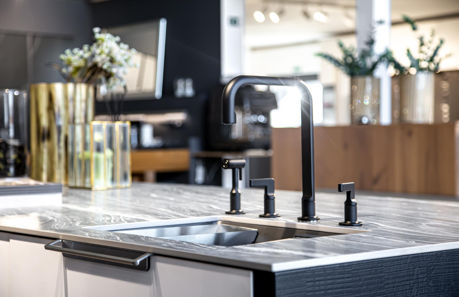 The Design Brilliance of Marble Benchtops in Contemporary Home Décor