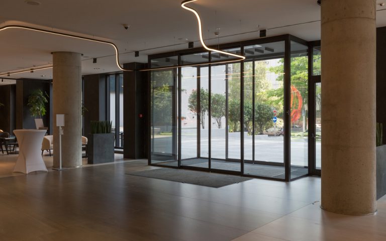 Frameless Sliding Door