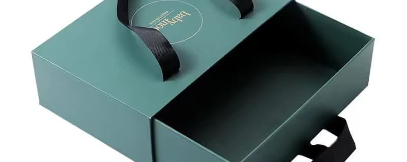 Custom Favour Boxes